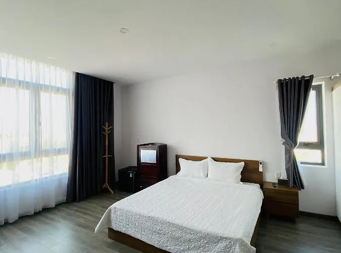 Khách sạn Trường Phúc Vinh *