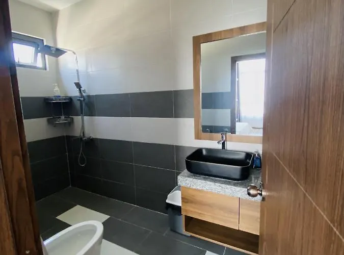 Khách sạn Trường Phúc Vinh